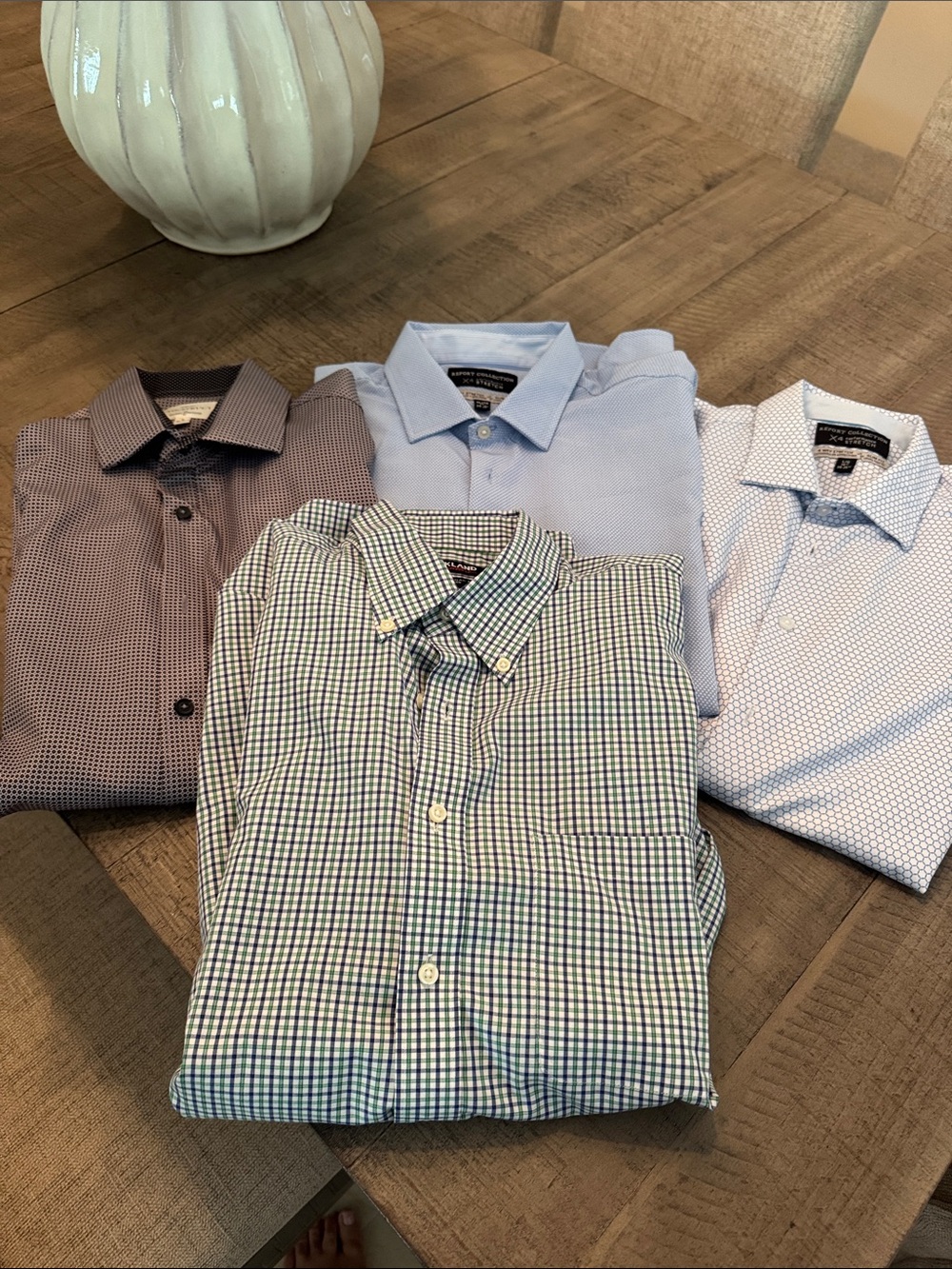 Mens Button Down Dress Shirts (4) Large and one XL.